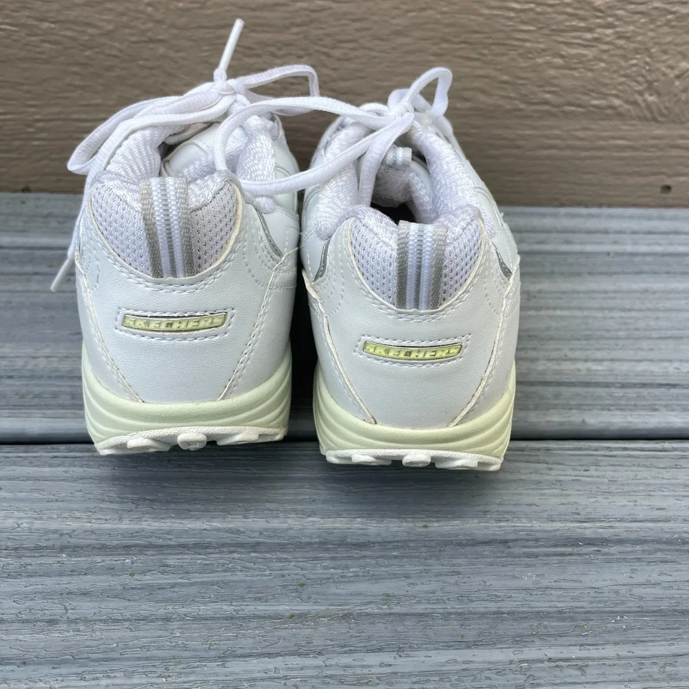 Sketchers Shape Ups Fitness Sneakers Women's Size 6  2009 White NEW No Box  NWOB